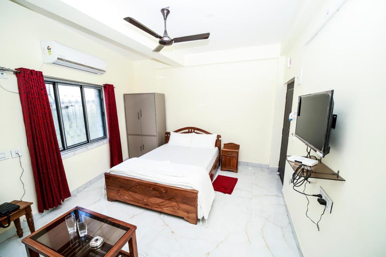 Rishika Guest House And Banquet Калькутта Экстерьер фото